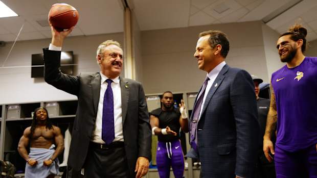 2019_1006_Giants_TTL_Away_0130